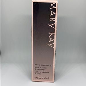 Mary Kay make up finishing spray